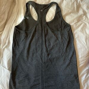Lululemon vest